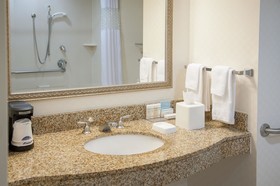 Hampton Inn & Suites Mobile- Downtown Historic District