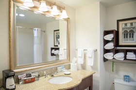 Hampton Inn & Suites Mobile- Downtown Historic District