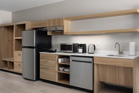 Hyatt Studios Mobile/Tillmans Corner