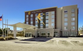 La Quinta Inn & Suites by Wyndham Mobile