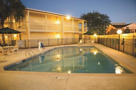 Travelodge by Wyndham Mobile