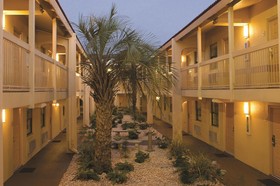 Travelodge by Wyndham Mobile