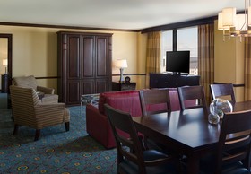 Renaissance Mobile Riverview Plaza Hotel