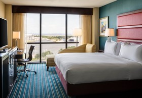 Renaissance Mobile Riverview Plaza Hotel