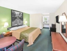 Super 8 by Wyndham Mobile