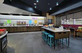 Tru by Hilton Mobile