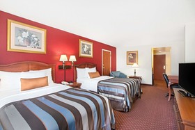 Holiday Inn Express & Suites - Mobile - I-65, an IHG Hotel