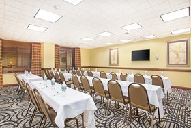 Holiday Inn Express & Suites - Mobile - I-65, an IHG Hotel