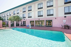 Holiday Inn Express & Suites - Mobile - I-65, an IHG Hotel