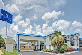 Travelodge by Wyndham Montgomery East