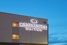 Candlewood Suites Eastchase Park