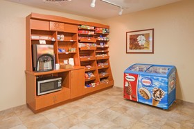 Candlewood Suites Eastchase Park