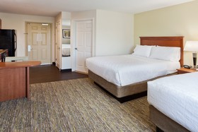 Candlewood Suites Eastchase Park