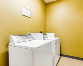 Comfort Suites Airport South