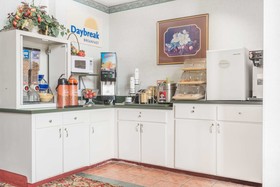 Days Inn by Wyndham Montgomery