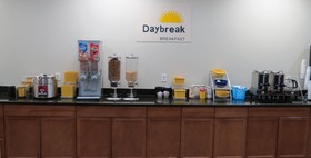 Days Inn by Wyndham Montgomery Near AUM