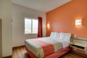 Motel 6 Montgomery Airport