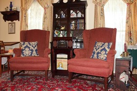 Red Bluff Cottage Bed & Breakfast