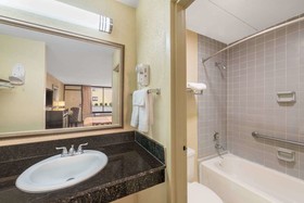 Hotel Montgomery AL I-85