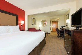 Wingate by Wyndham Montgomery