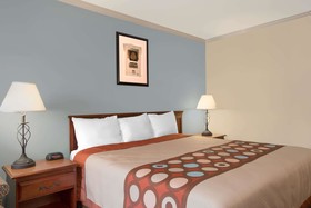 Budgetel Inn & Suites