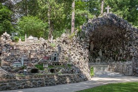 Days Inn by Wyndham Moulton