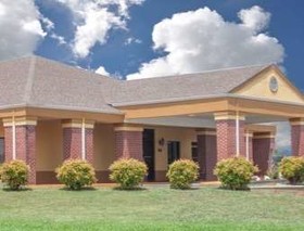 Days Inn by Wyndham Moulton