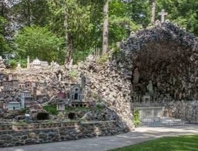 Days Inn by Wyndham Moulton