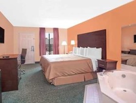 Days Inn by Wyndham Moulton