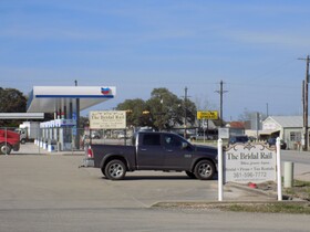 Moulton Inn & Suites