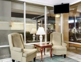 Days Inn by Wyndham Muscle Shoals Florence