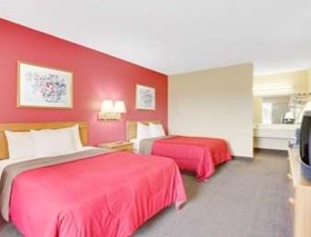 Days Inn by Wyndham Muscle Shoals Florence