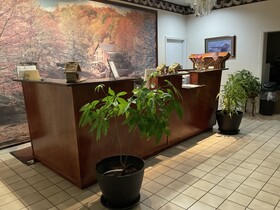 Covered Bridge Inn & Suites