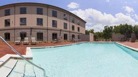 Holiday Inn Express Hotel & Suites Opelika Auburn