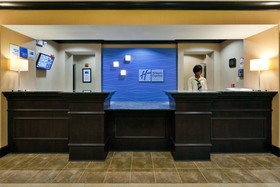Holiday Inn Express Hotel & Suites Opelika Auburn