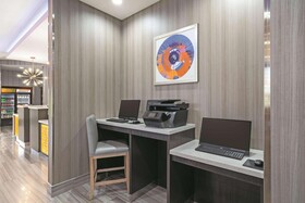 La Quinta Inn & Suites by Wyndham Opelika Auburn