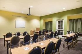 Microtel Inn & Suites by Wyndham Opelika