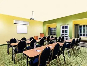 Microtel Inn & Suites by Wyndham Opelika