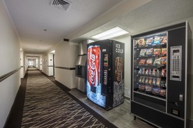 Red Roof PLUS & Suites Opelika