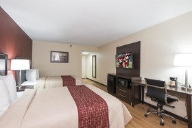 Red Roof PLUS & Suites Opelika