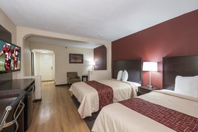 Red Roof PLUS & Suites Opelika