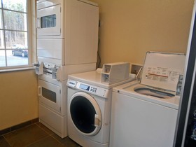 Studio 6 Opelika Auburn AL
