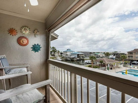 Casa Del Marina by Meyer Vacation Rentals