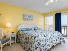 Cinco by Meyer Vacation Rentals