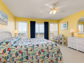 Cinco by Meyer Vacation Rentals