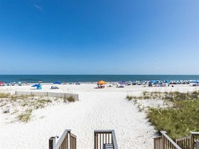 Cinco by Meyer Vacation Rentals