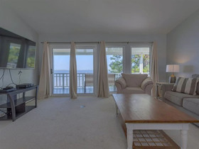 Dolphin Hideaway by Meyer Vacation Rentals