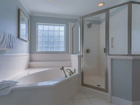 Dolphin Hideaway by Meyer Vacation Rentals