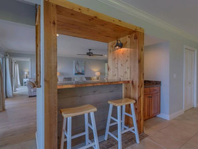 Dolphin Hideaway by Meyer Vacation Rentals