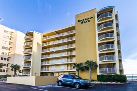 Emerald Skye by Luxury Gulf Rentals